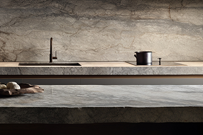 Natursteine in der Ausstellungsfläche der Firma Löseke´s Steingarten aus Recklinghausen Suderwich.