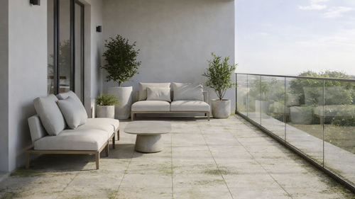 Innenaufnahme der Ausstellungsfläche von 1 cm Bodenfliesen vertrieben von Löseke.